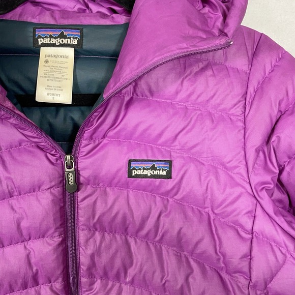 Patagonia Womens Purple Goose Down Puffer Jacket Coat Hooded Packable Warm S - Picture 2 of 12